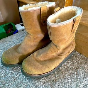Ugg Shoes | Ugg Work Boots | Color: Tan | Size: 10 | Melsiebell's Closet